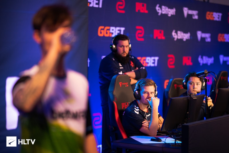 同时引入对 同时引入对